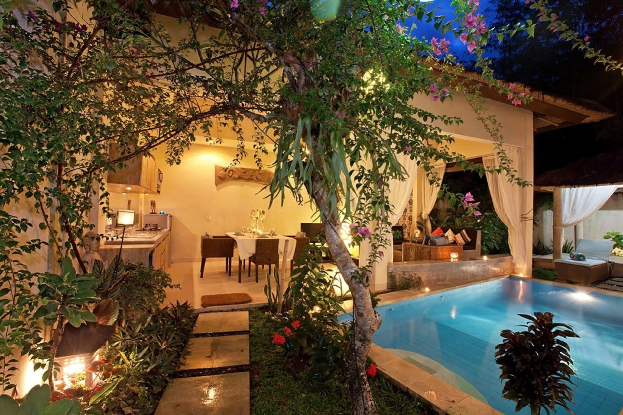 Enigma Bali Villas Kuta  Exterior photo