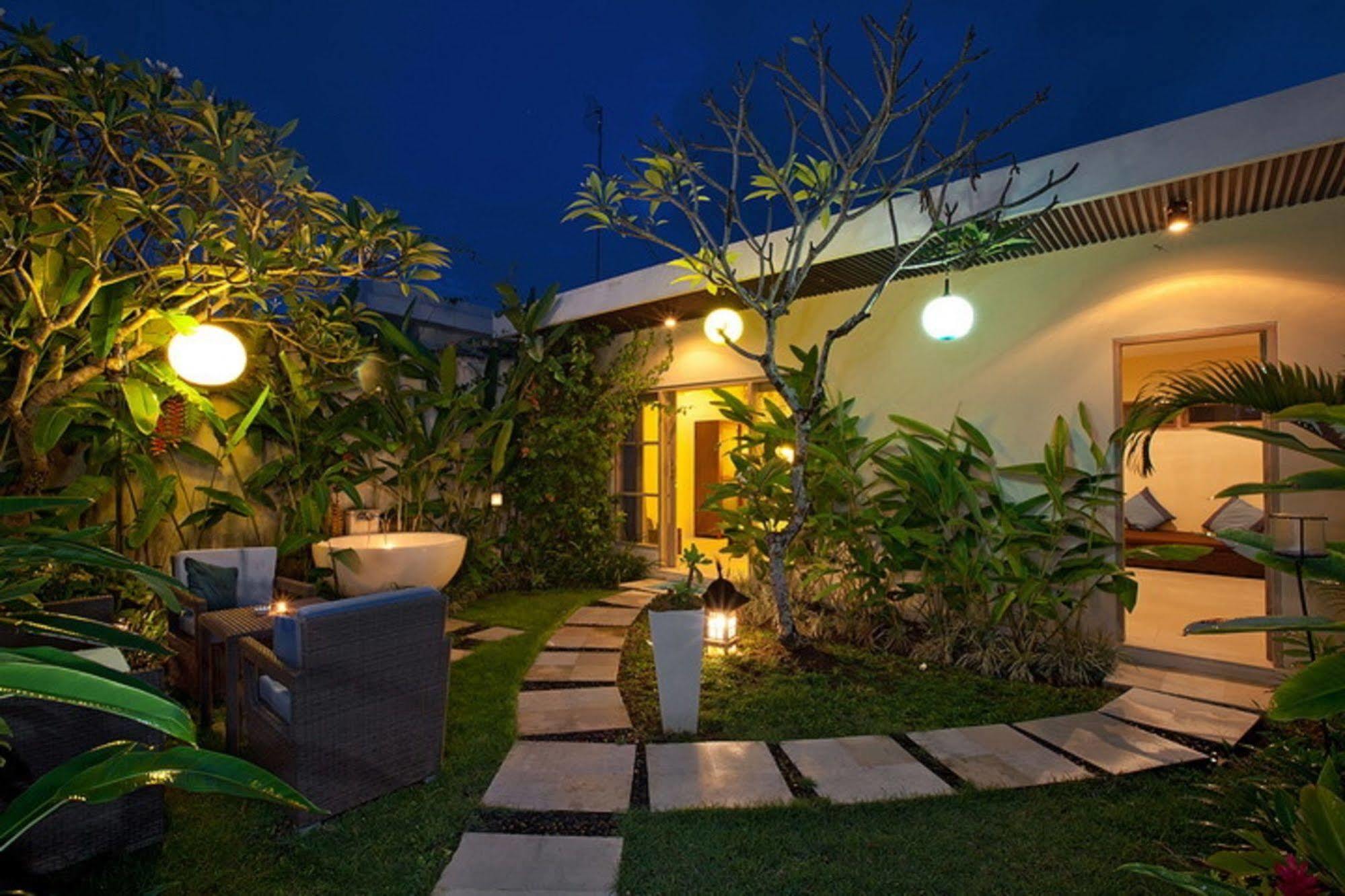 Enigma Bali Villas Kuta  Exterior photo
