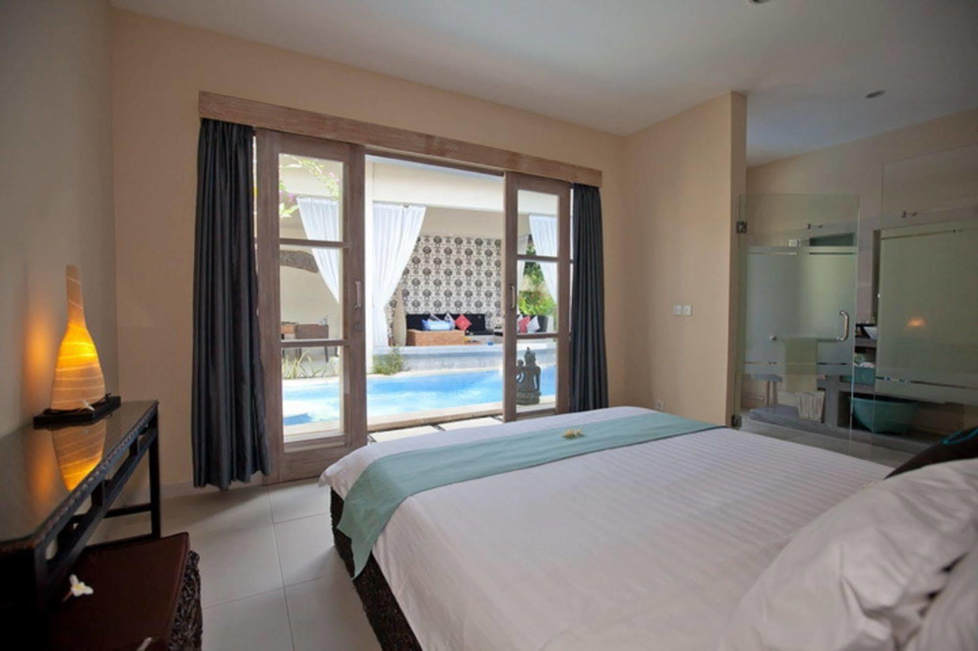 Enigma Bali Villas Kuta  Exterior photo